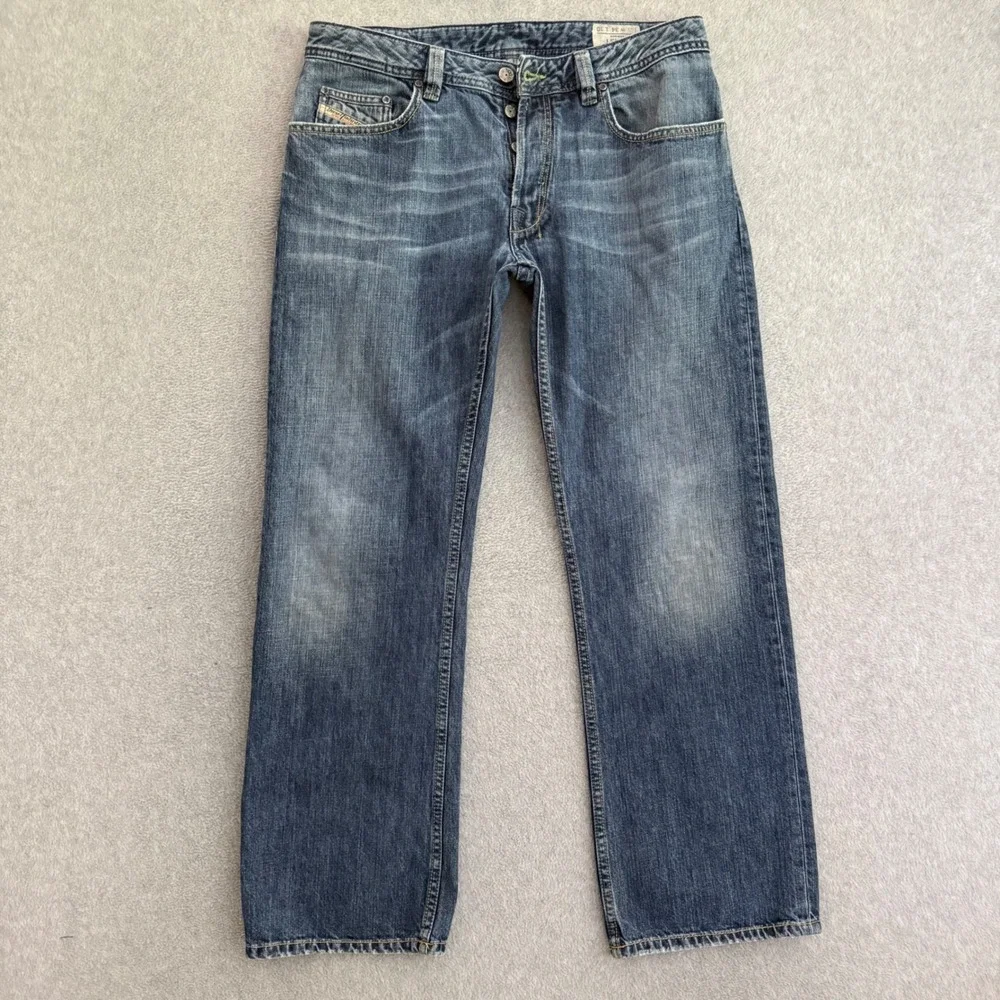 Diesel Levan Mens Jeans 34x30 Straight Leg Blue Medium Wash 008CY